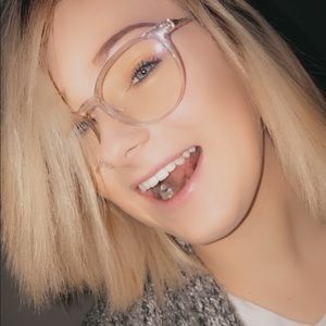 Meet your Posher, Katelynn